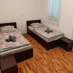 Velura بيت للعطل