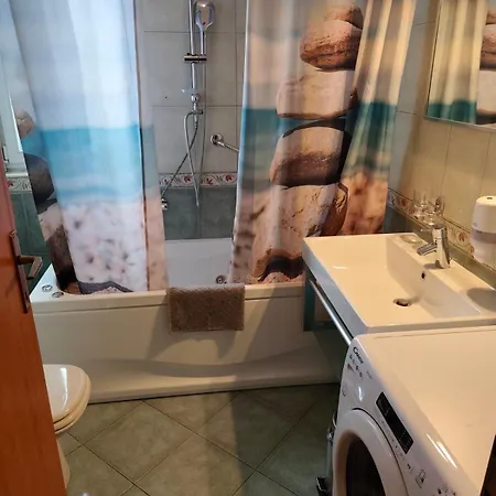 Velura * Tar-Vabriga