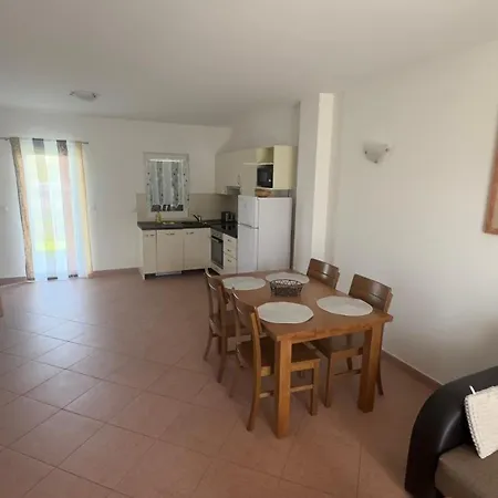 Velura Vakantiehuis Tar-Vabriga