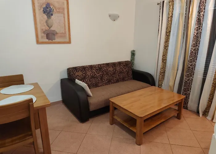 Vakantiehuis Velura *