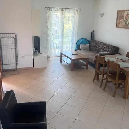 Velura Tar-Vabriga